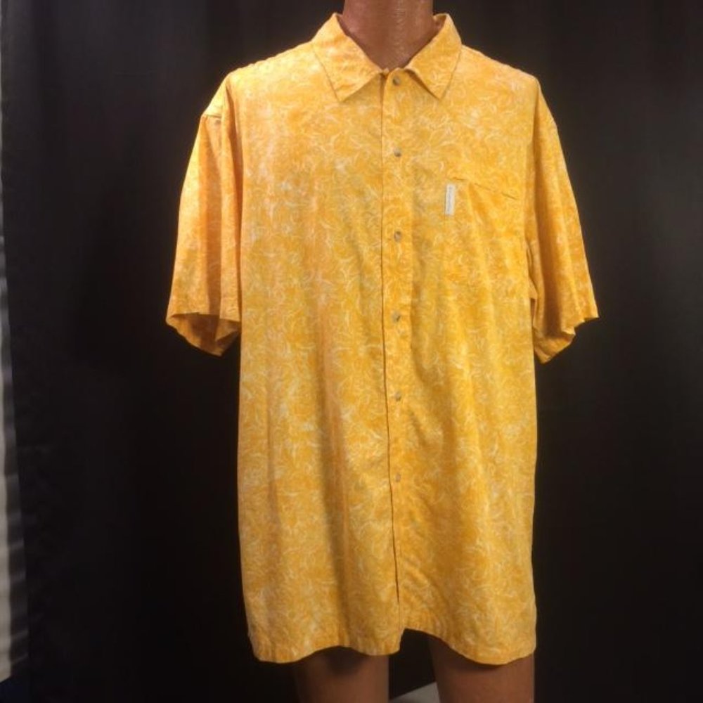 Columbia Men's Yellow Short Sleeve Fishing Shirt